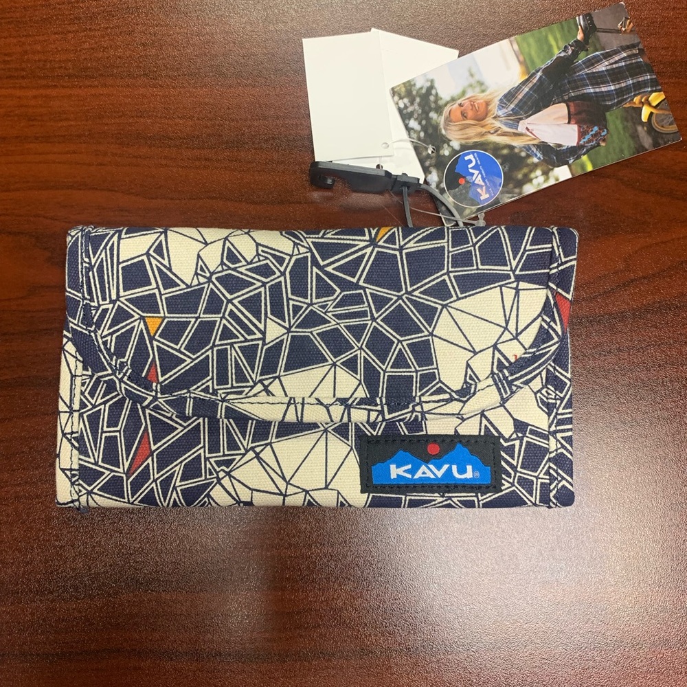 NWT Kavu big spender wallet